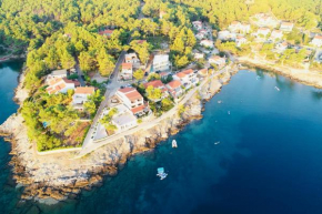 Hvar beach vacation